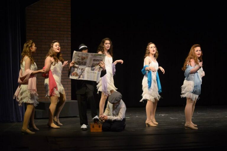 Scene from Bugsy Malone (2015) production, photo 26 of 30