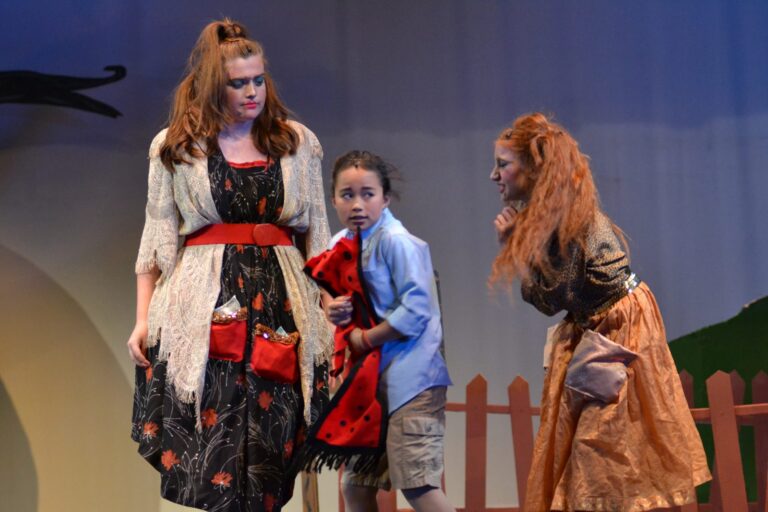 Scene from James and the Giant Peach (2017) production, photo 16 of 30