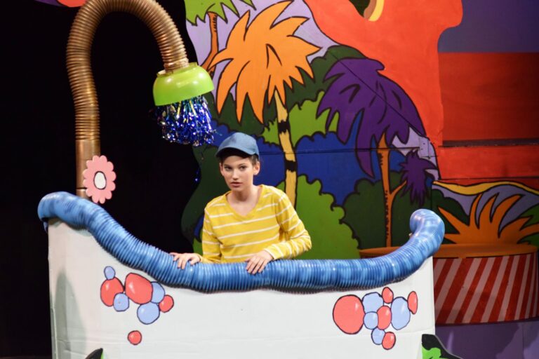 Scene from Seussical (2016) production, photo 20 of 31