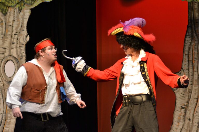 Scene from Peter Pan (2018) production, photo 9 of 30