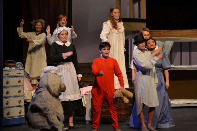 Scene from Peter Pan (2018) production, photo 27 of 30