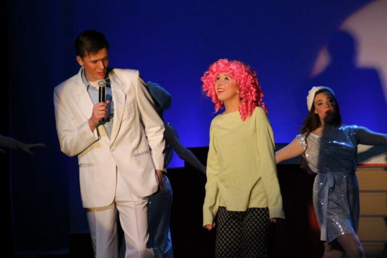 Scene from Grease: The School Version (2012) production, photo 4 of 8