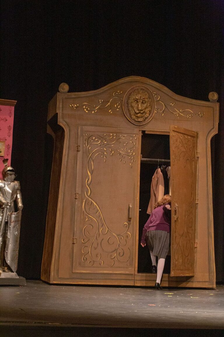 Scene from The Lion, The Witch and The Wardrobe (2019) production, photo 7 of 15