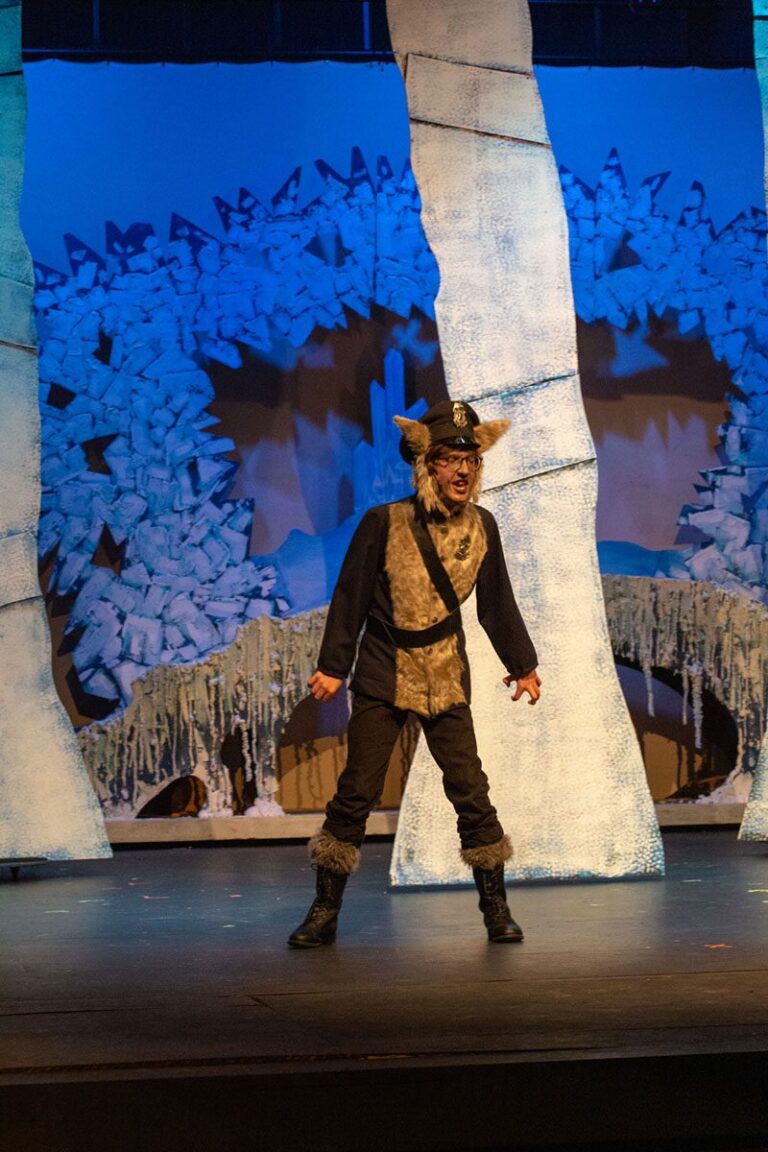 Scene from The Lion, The Witch and The Wardrobe (2019) production, photo 11 of 15
