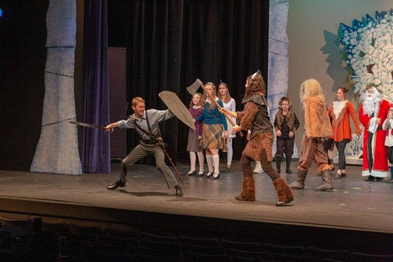 Scene from The Lion, The Witch and The Wardrobe (2019) production, photo 3 of 15