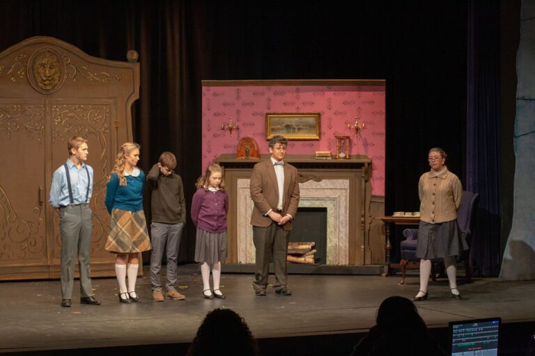 Scene from The Lion, The Witch and The Wardrobe (2019) production, photo 5 of 15